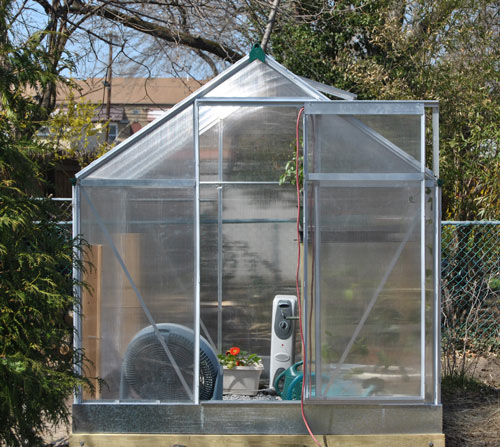 Multiline 6x8 hobby greenhouse